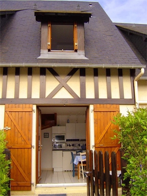 maison-villa à la vente -   14390  CABOURG, surface 23,5 m2 vente maison-villa - APR629542